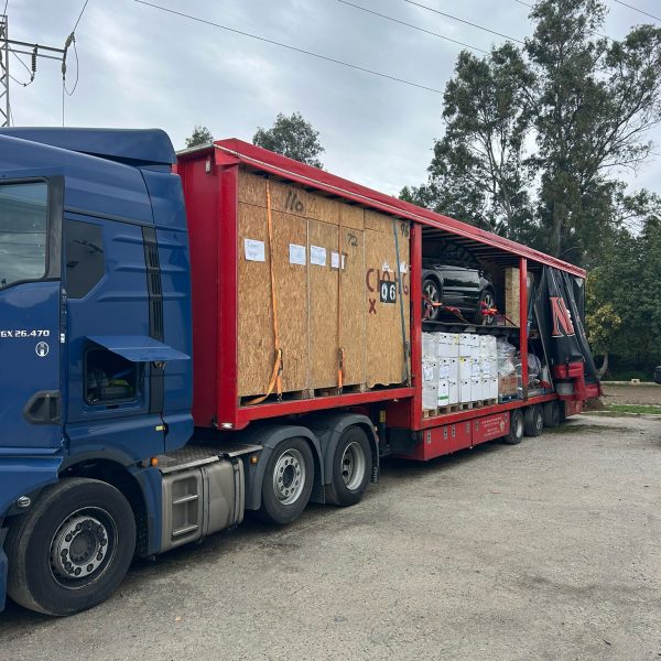 MC Holiday trailer læsset 6